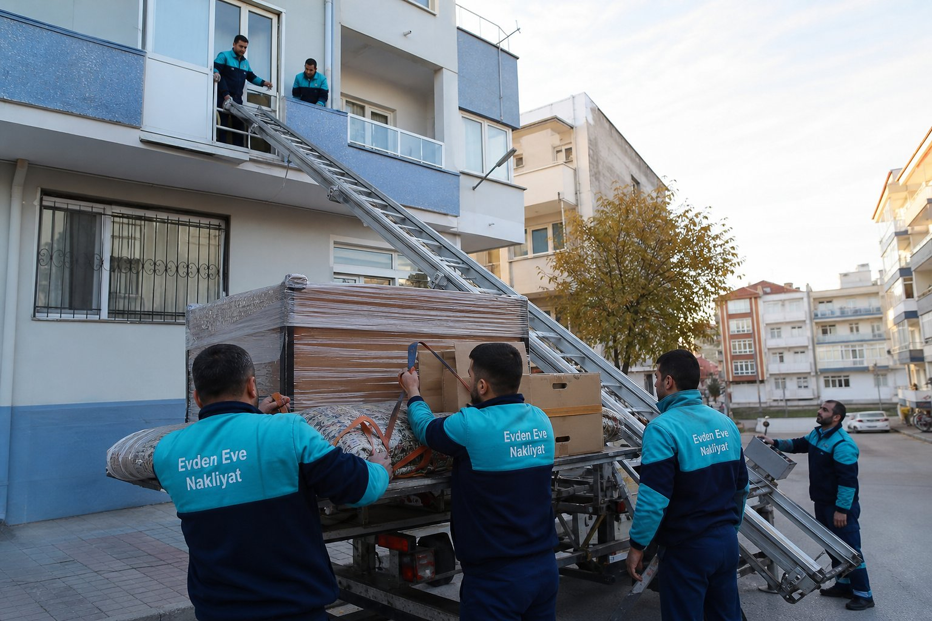 Eşya Depolama mobilya taşıma